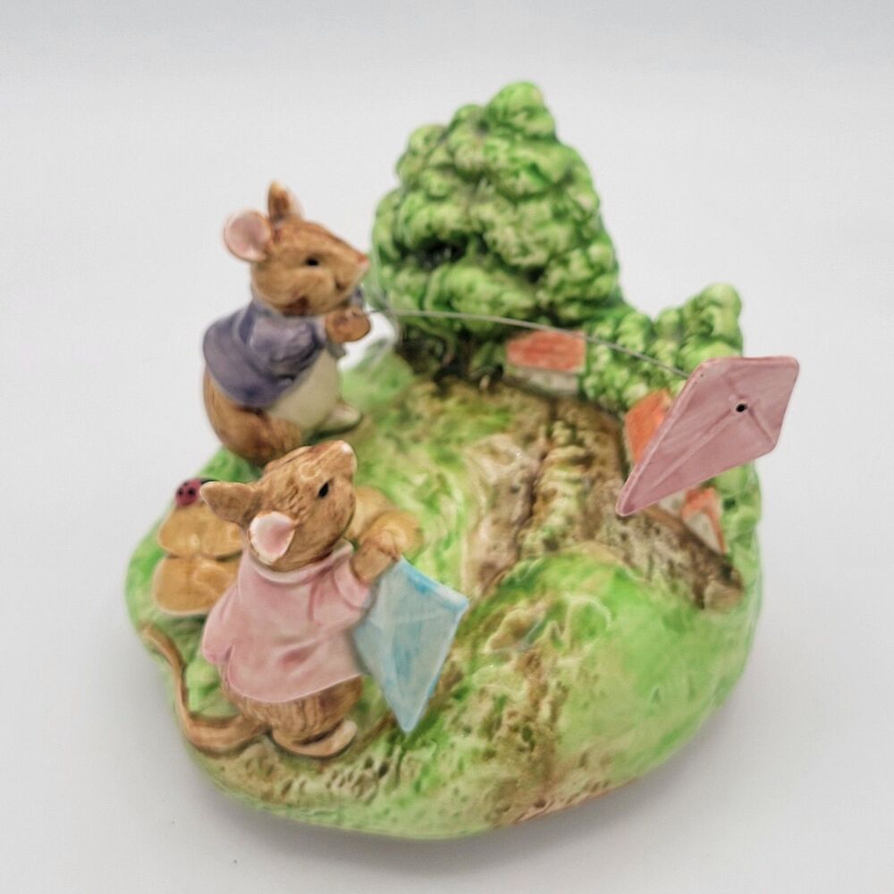 Otagiri Musical Mice Ceramic Figurine Music Box